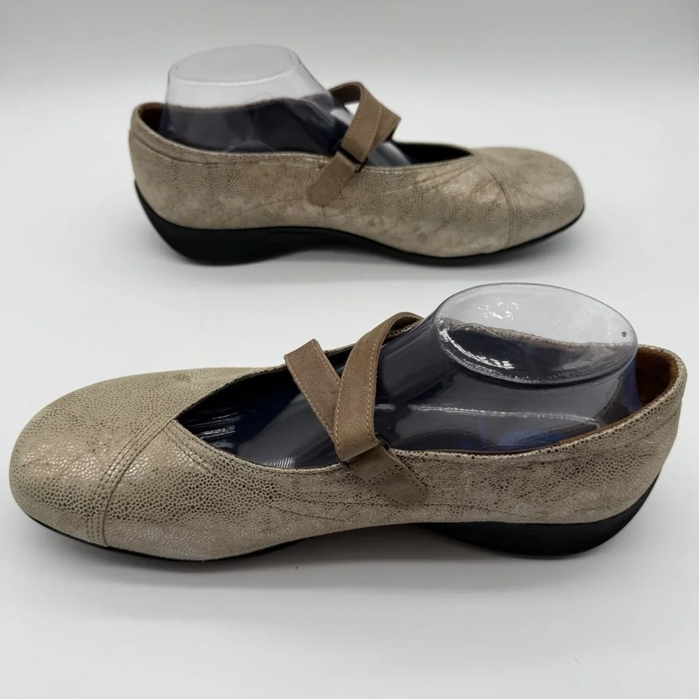 Wolky Women's Passion Mary Jane Shoes Beige Snake Embossed Leather EU 43 / US 12
